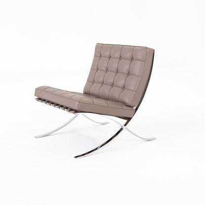 Barcelona Chair, Model 250LC