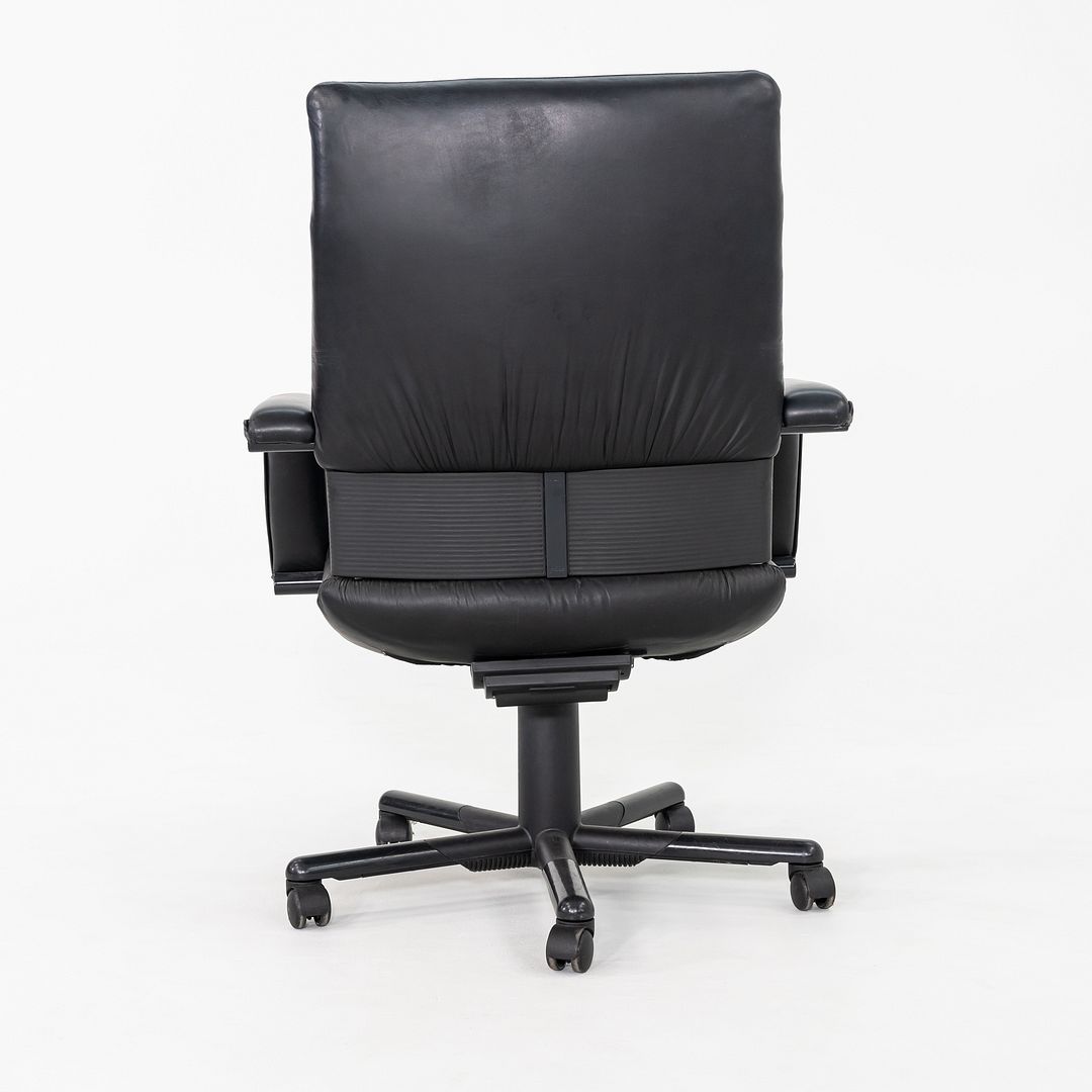 Figura Desk Chair