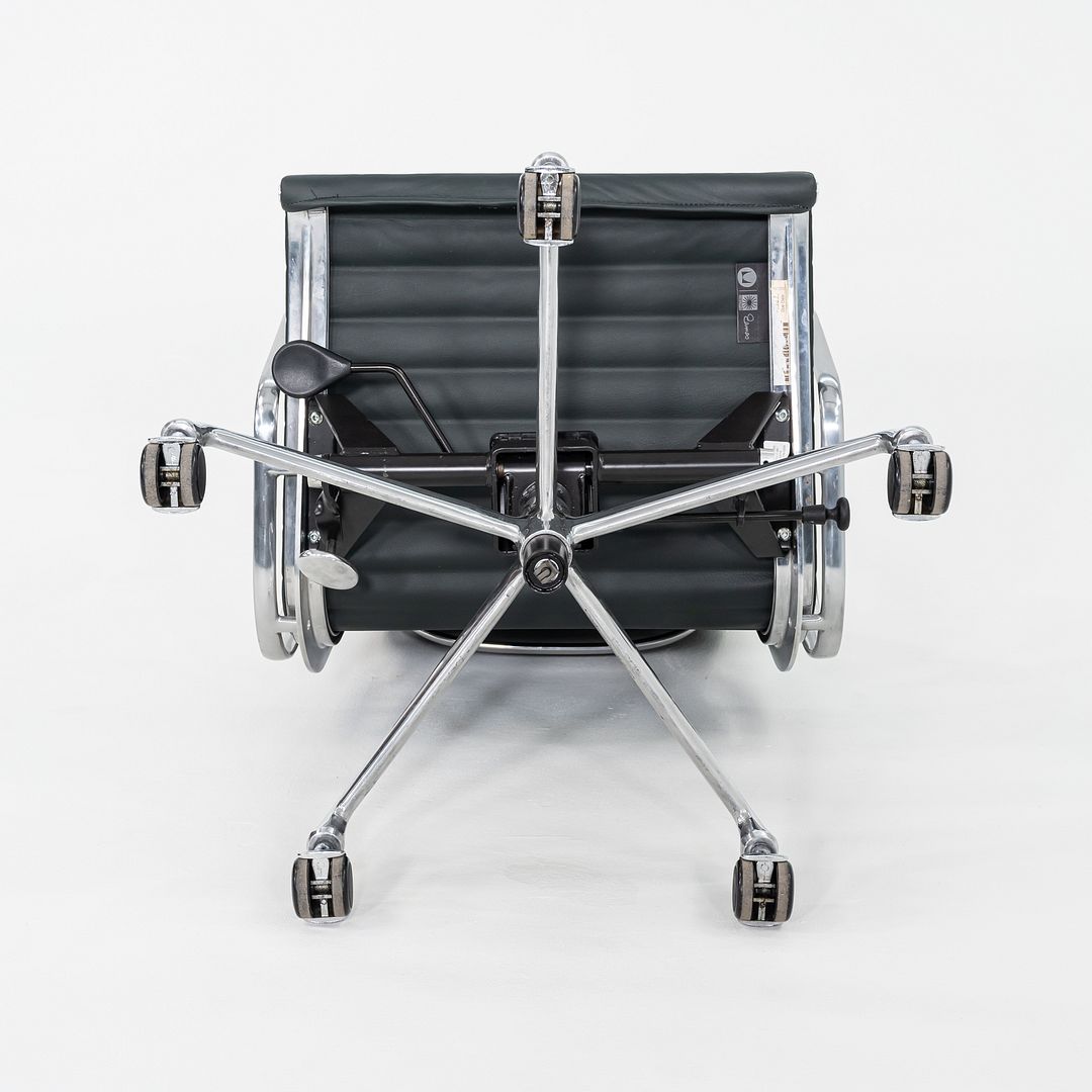 Aluminum Group Executive Desk Chair, Model EA337