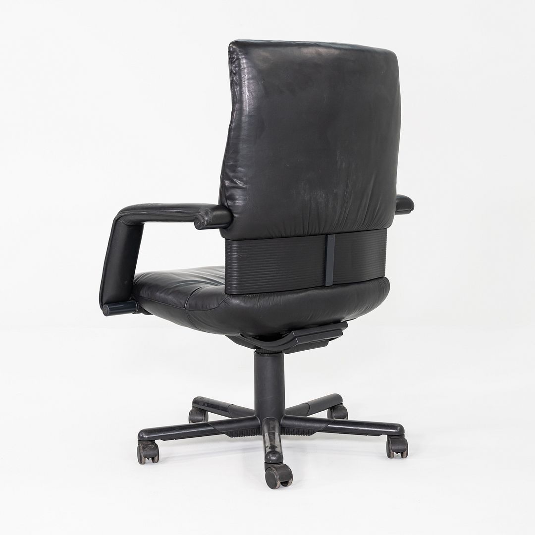 Figura Desk Chair
