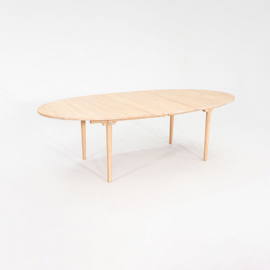CH339 Dining Table