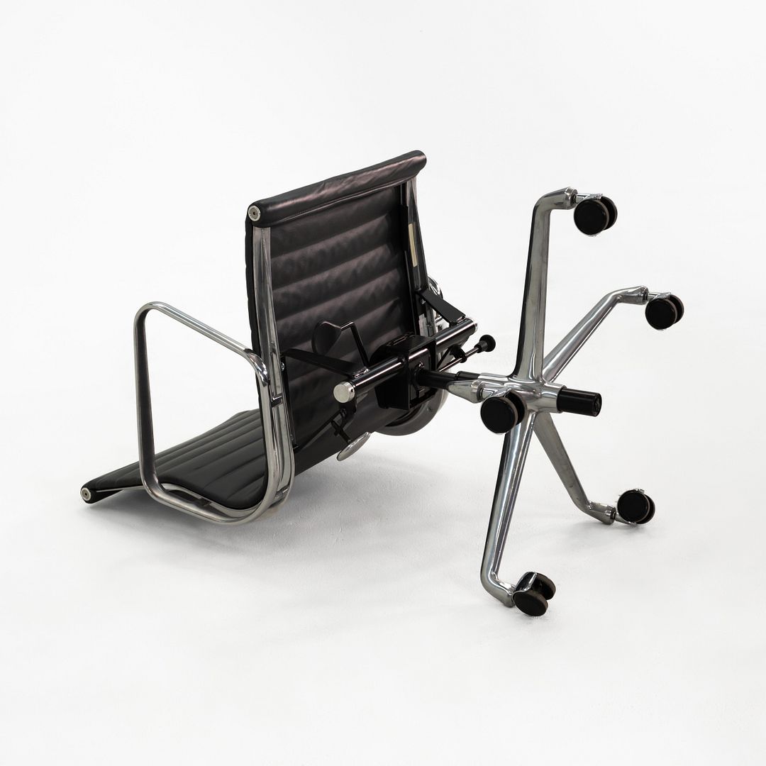 Aluminum Group Management Desk Chair, Model EA335