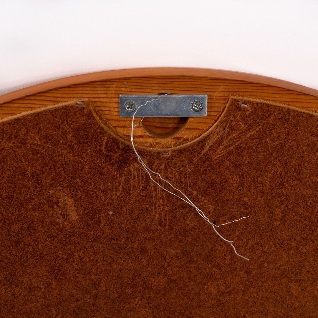 Round Mirror