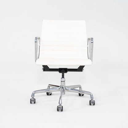 Aluminum Group Management Desk Chair, EA335