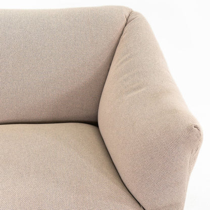 685 Loveseat Sofa