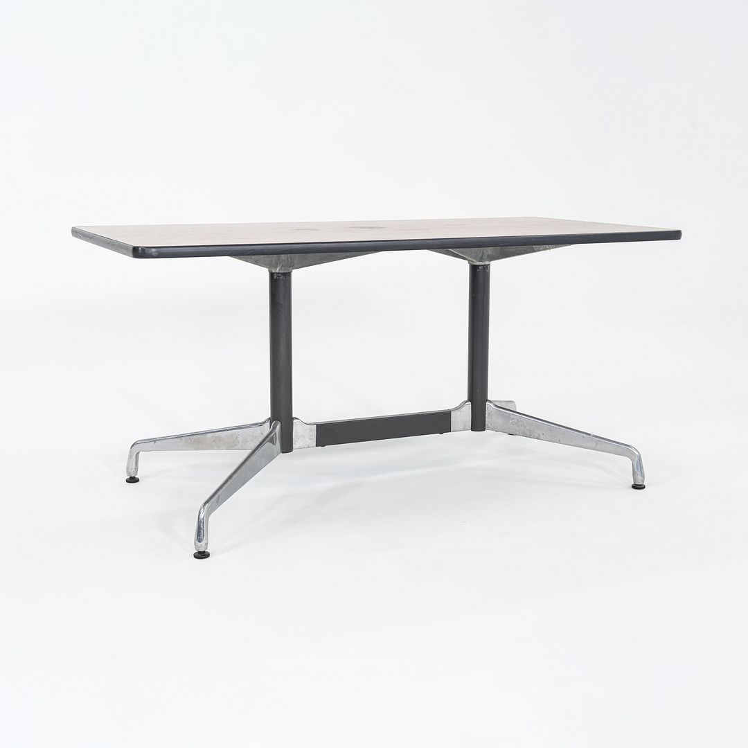Segmented Conference Table, Model ET187