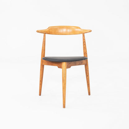 FH4103 Heart Chair
