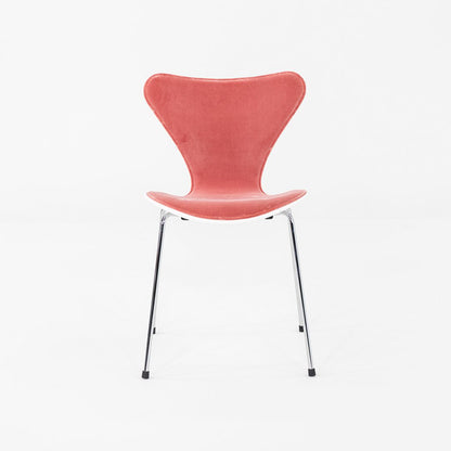 Series 7 Chair, Model 3107