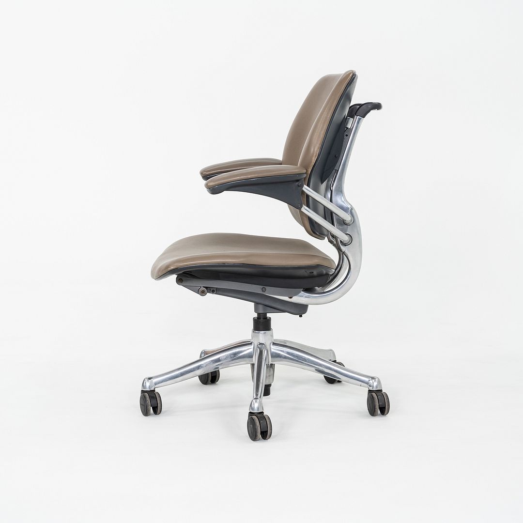 Freedom Task Desk Chair