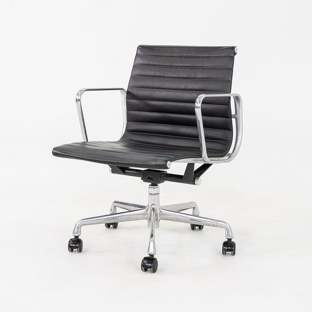 Aluminum Group Management Desk Chair, Model EA335