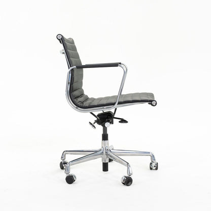 Aluminum Group Management Desk Chair