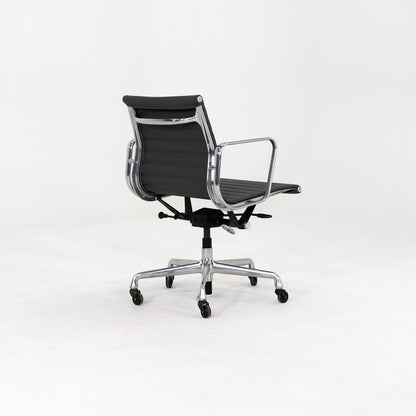 Aluminum Group Management Desk Chair, Model EA335