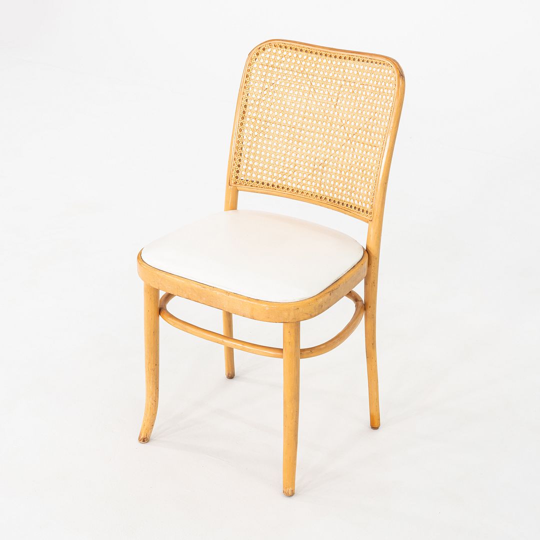 Model 811 Chair