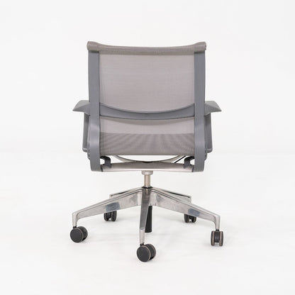 Setu Desk Chair