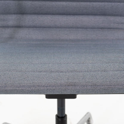 Aluminum Group Management Desk Chair