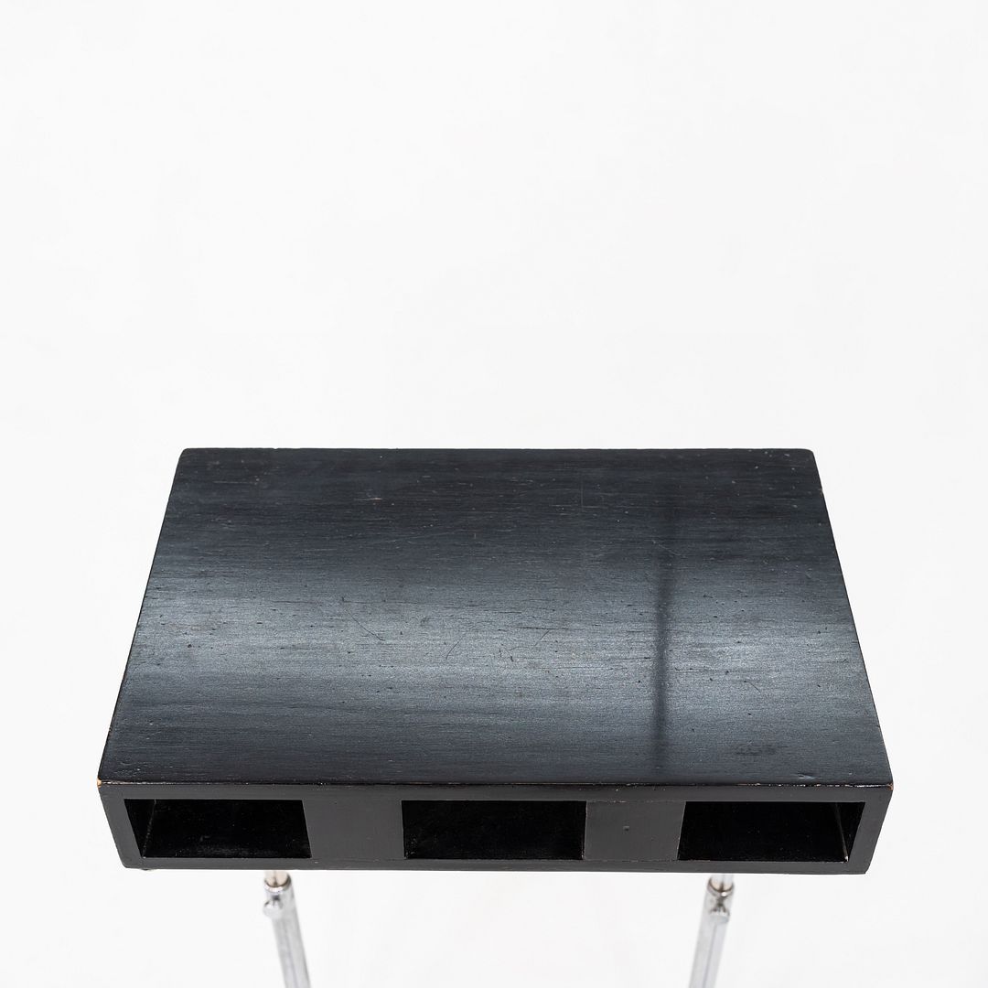 Bauhaus Side Table