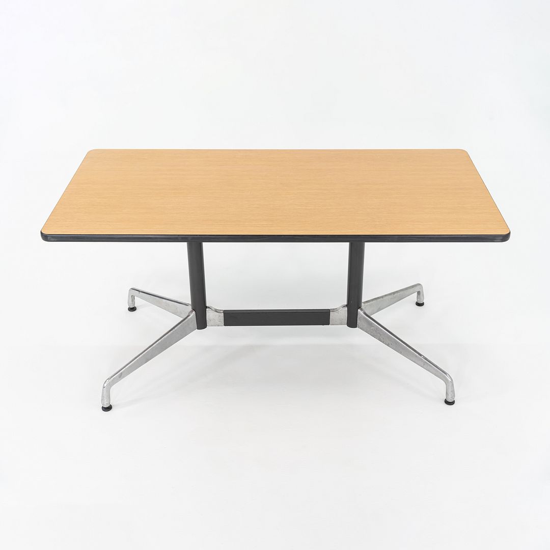 Segmented Conference Table, Model ET187