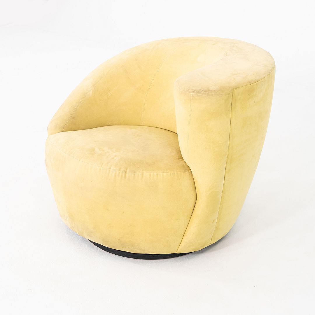 Nautilus Swivel Chair