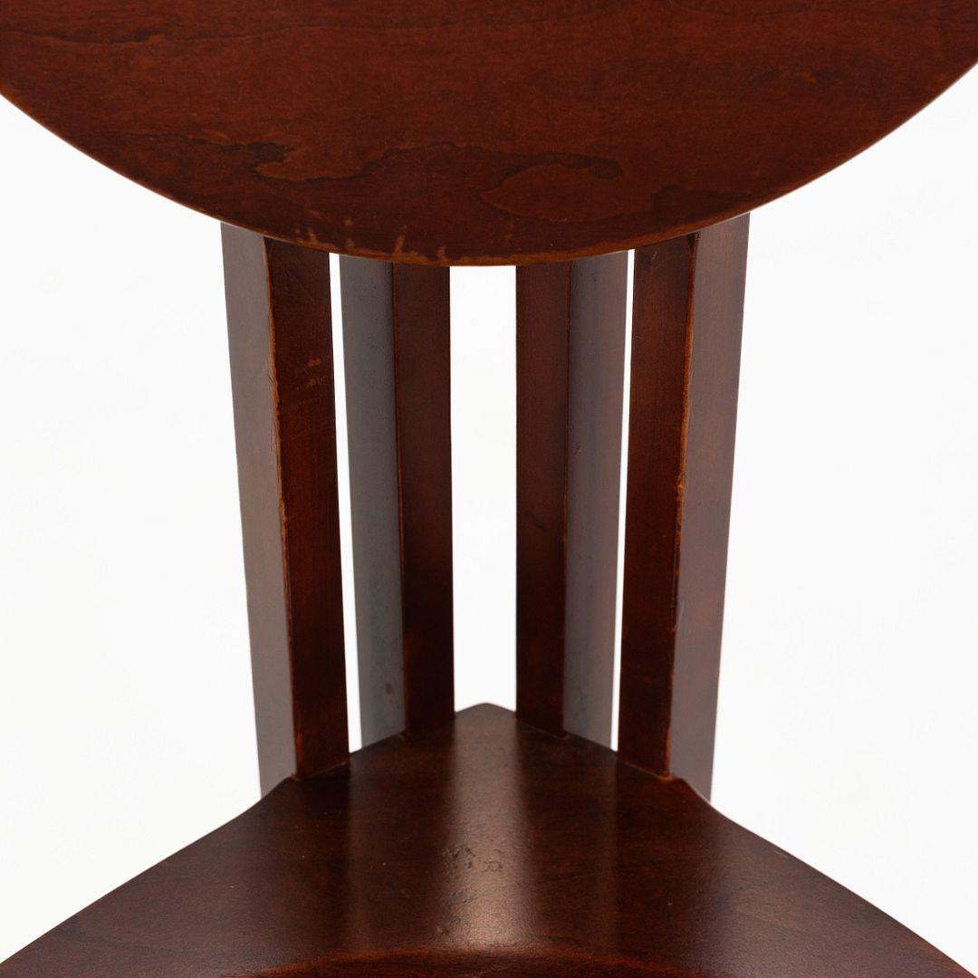 Circle-Back Chair