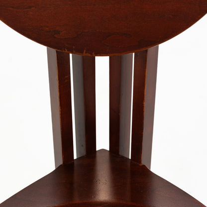 Circle-Back Chair