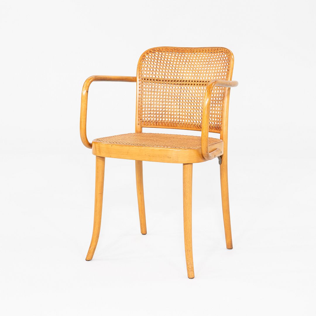 Model 811 Prague Chair