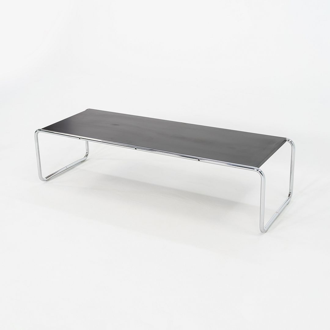 Laccio Table