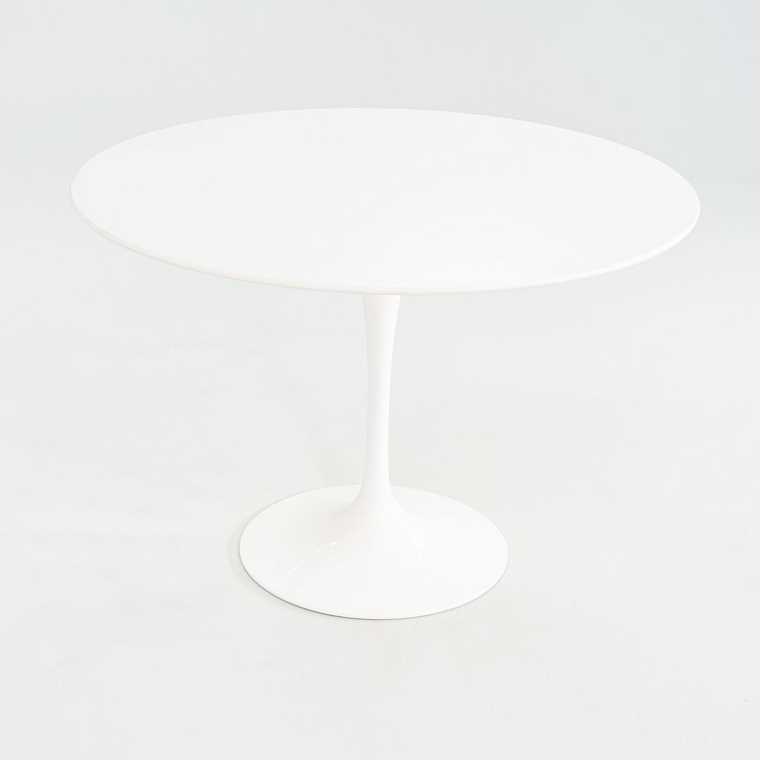 Tulip Dining Table