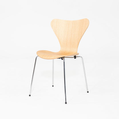 Series 7 Chair, Model 3107