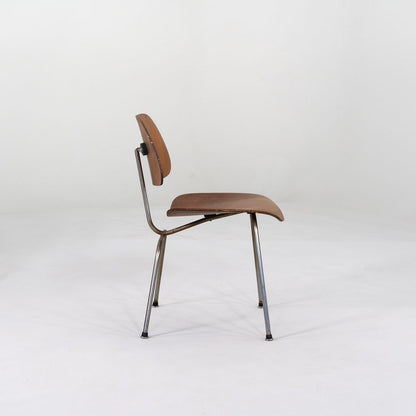 DCM Chair