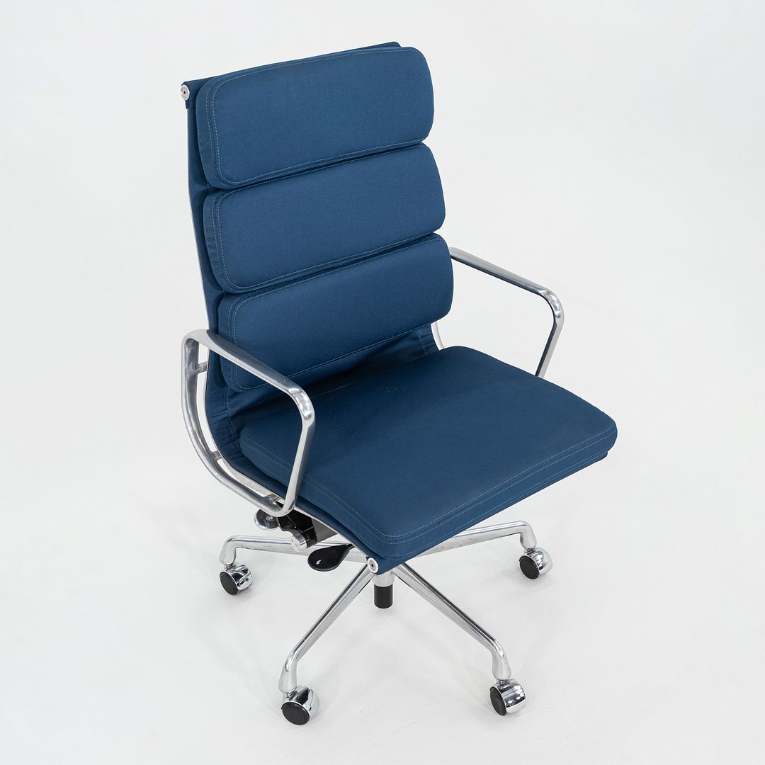 Soft Pad Executive Chair, Model EA437