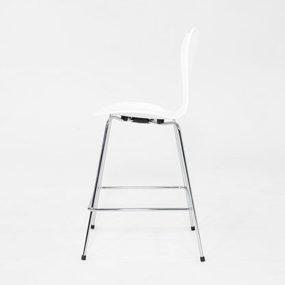 Series 7 Counter Stool