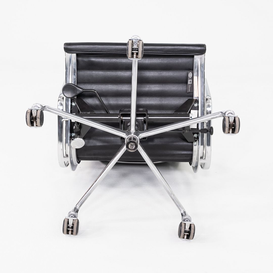 Aluminum Group Executive Desk Chair, Model EA337