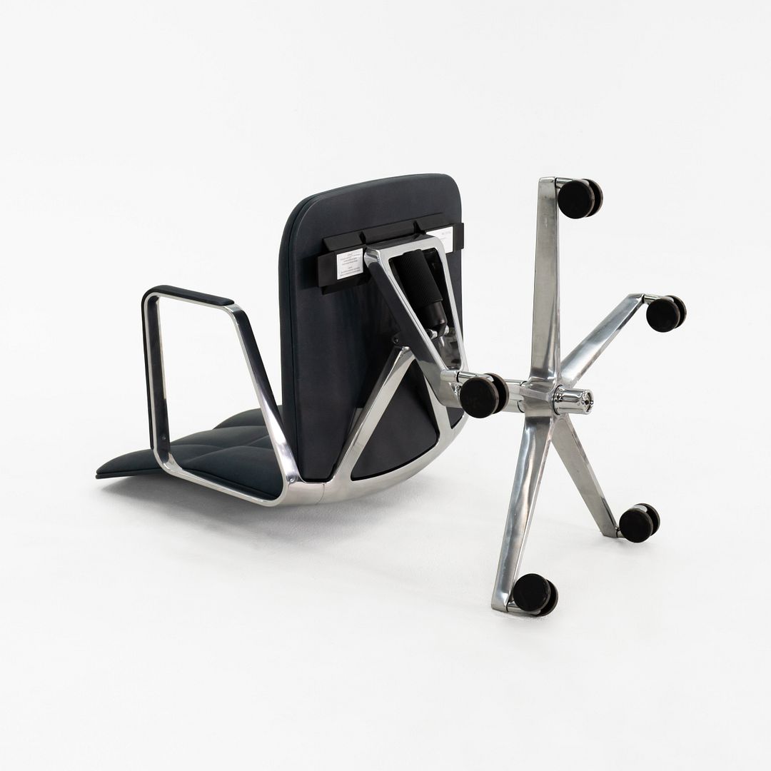 Leadchair Executive Swivel Desk Chair
