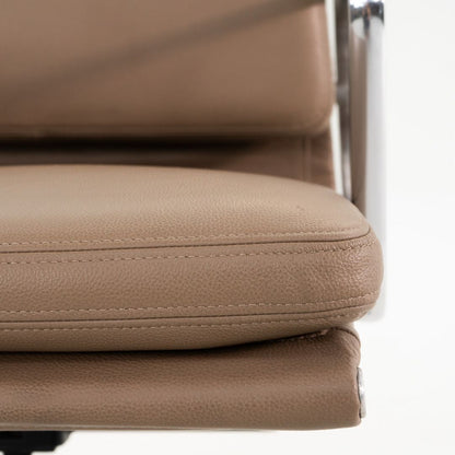 Soft Pad Management Desk Chair, Model EA435