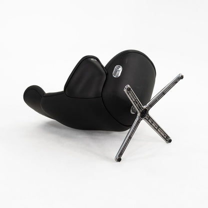Diffrient Lounge Chair and Ottoman