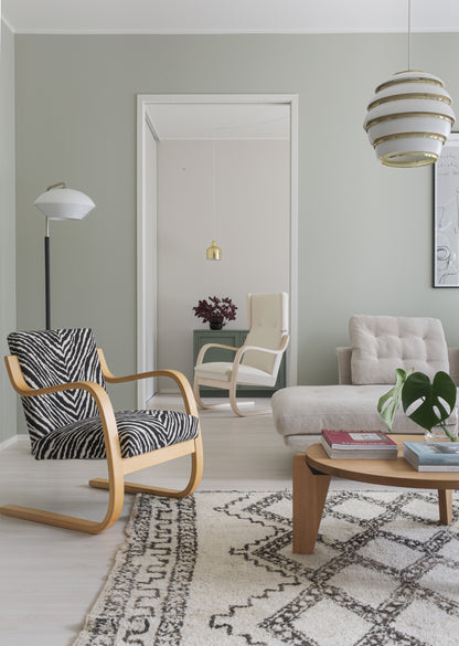 Armchair 402