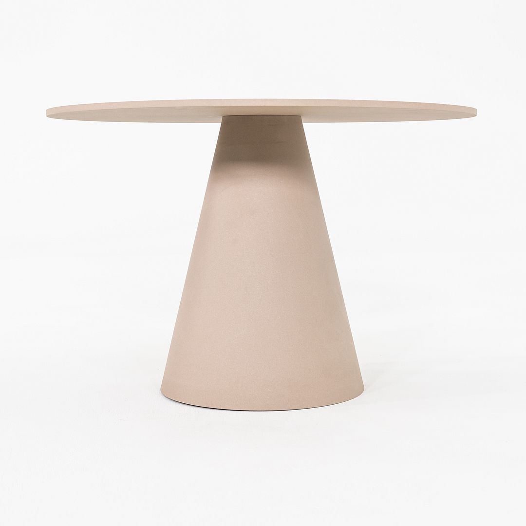 Jackless Coffee Table, L404
