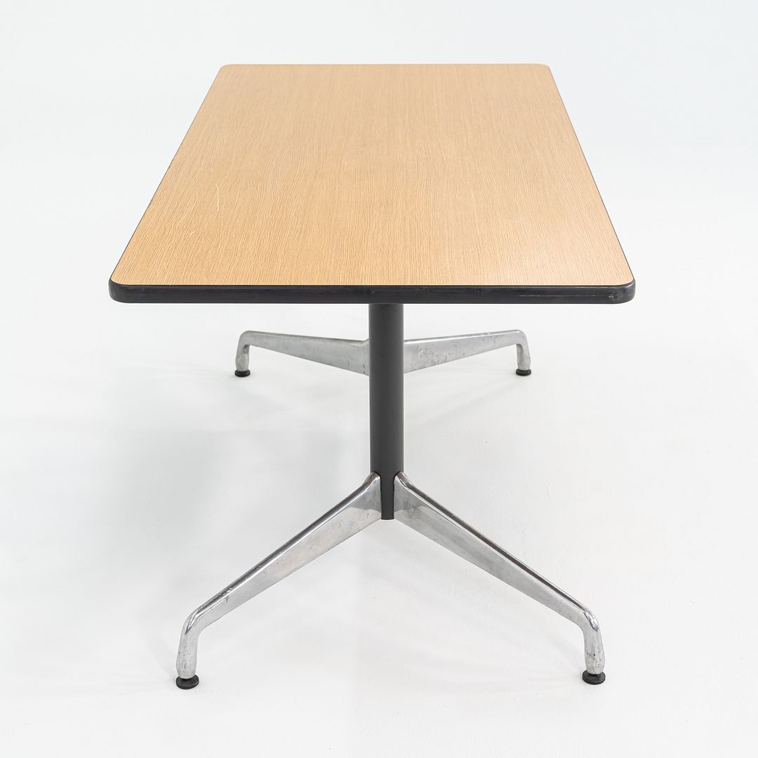 Segmented Conference Table, Model ET187