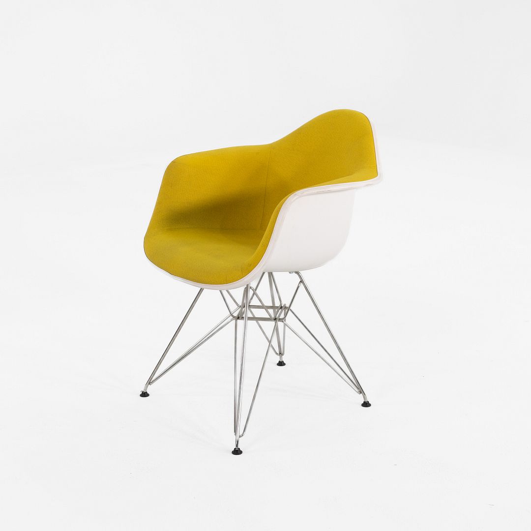 DAR Dining Armchair