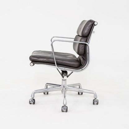 Soft Pad Management Chair, EA435