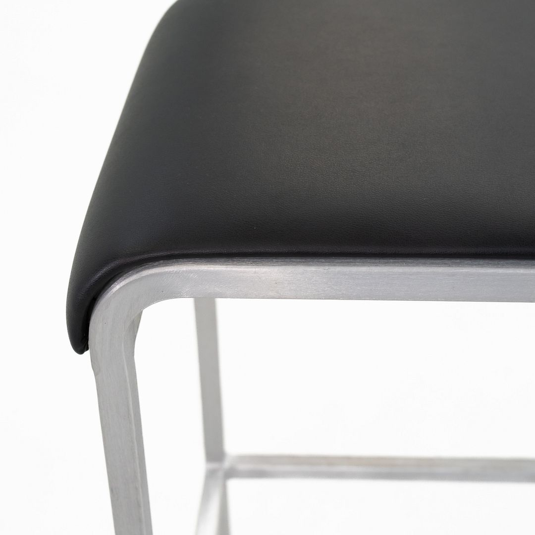 20-06 Bar Stool