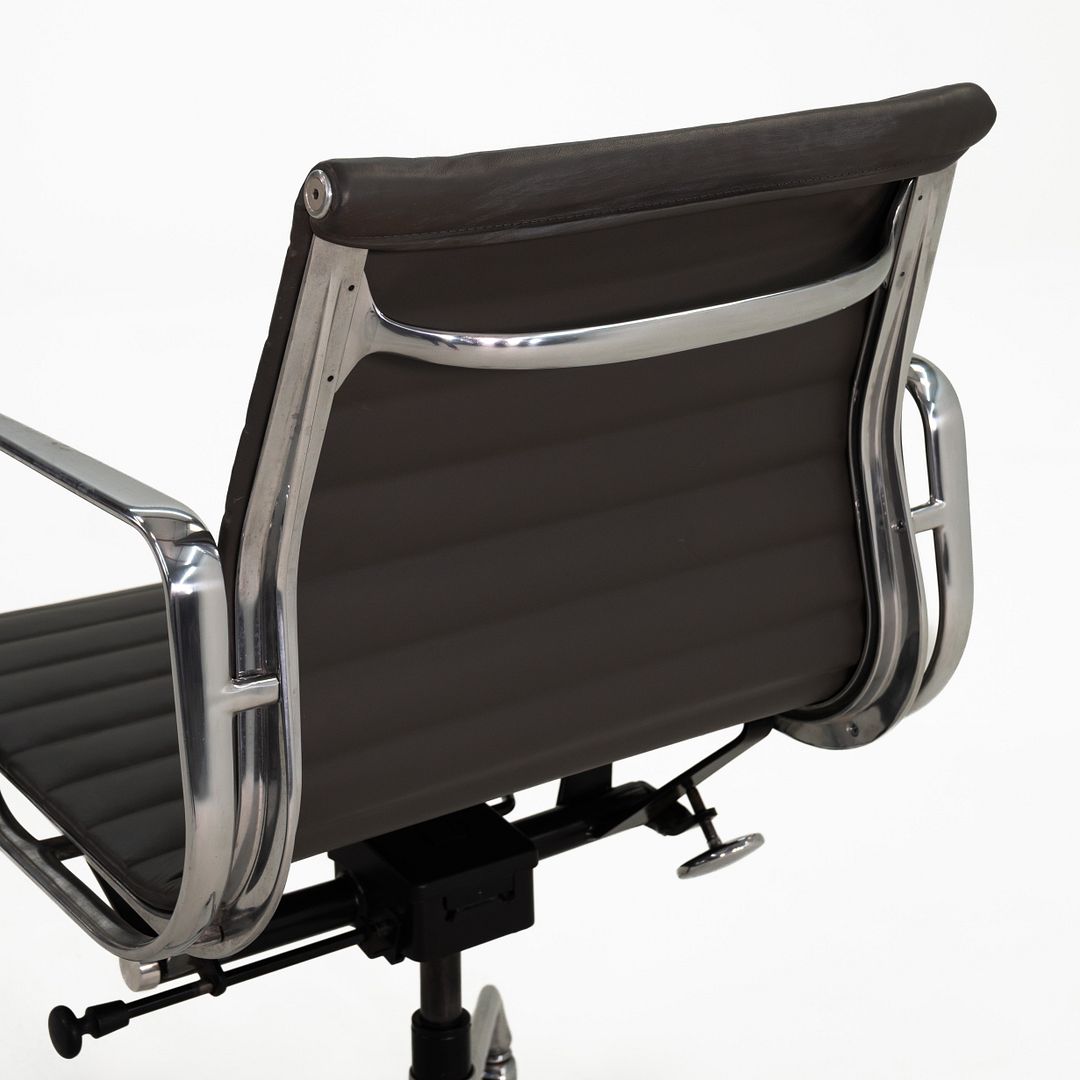 Aluminum Group Management Desk Chair, model EA335