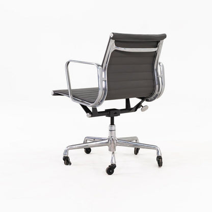 Aluminum Group Management Desk Chair, Model EA335
