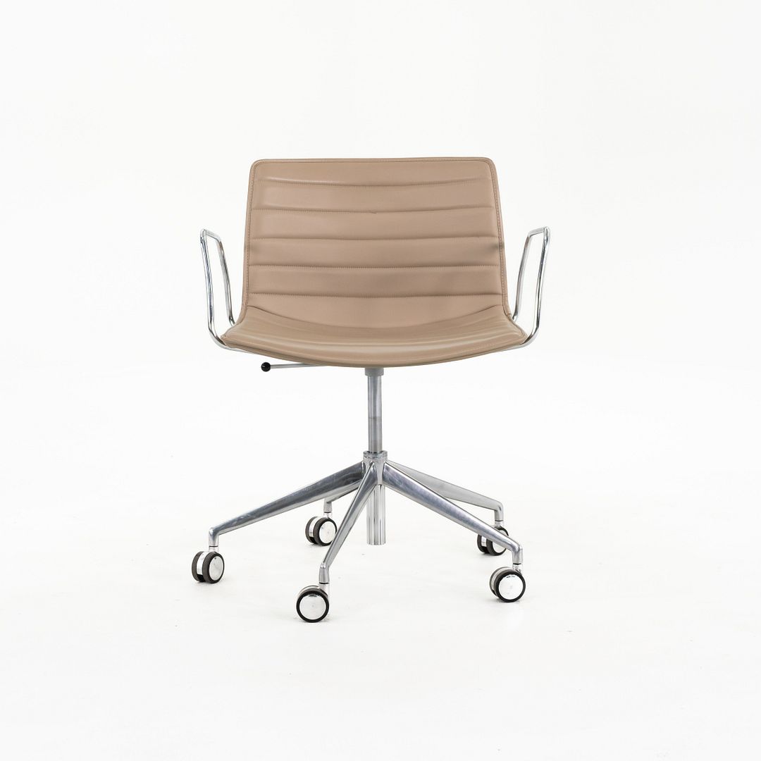 Catifa 53 Desk Chair