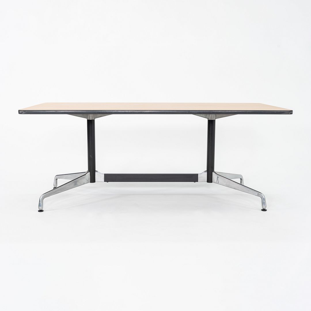 Segmented Conference Table, Model ET143