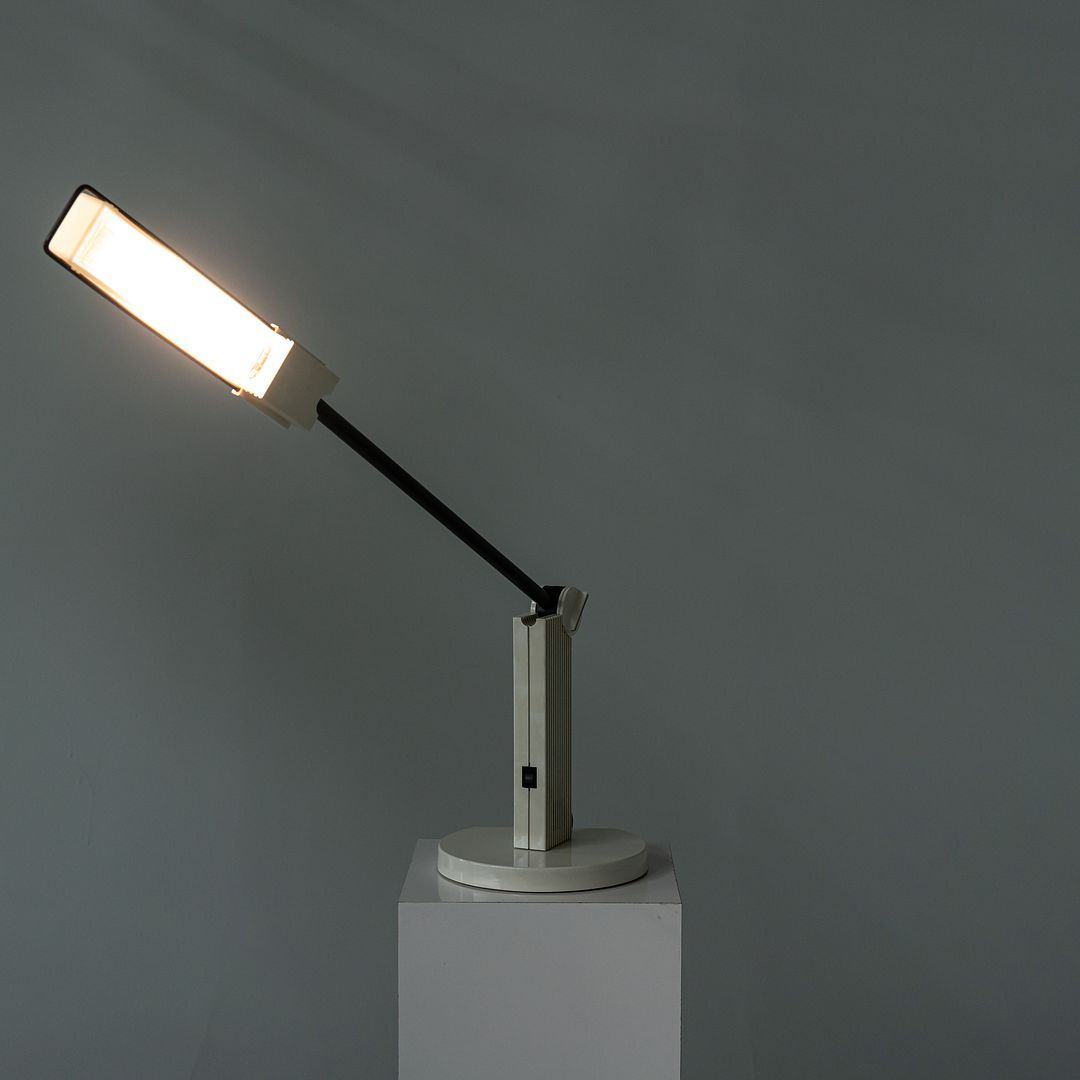 Alistro Lamp