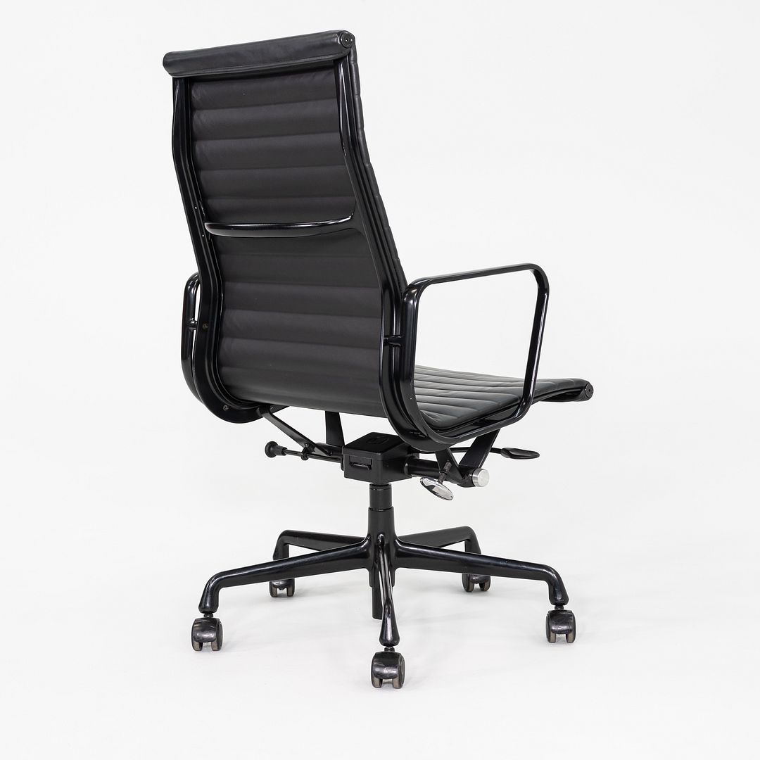 Aluminum Group Executive Desk Chair, EA337