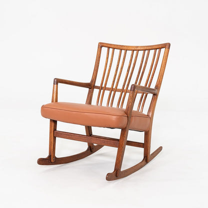 ML-33 Rocking Chair