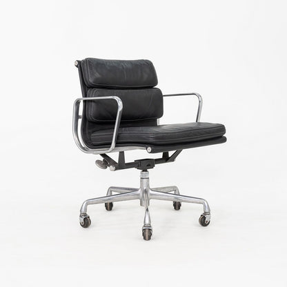 Soft Pad Management Chair, EA435
