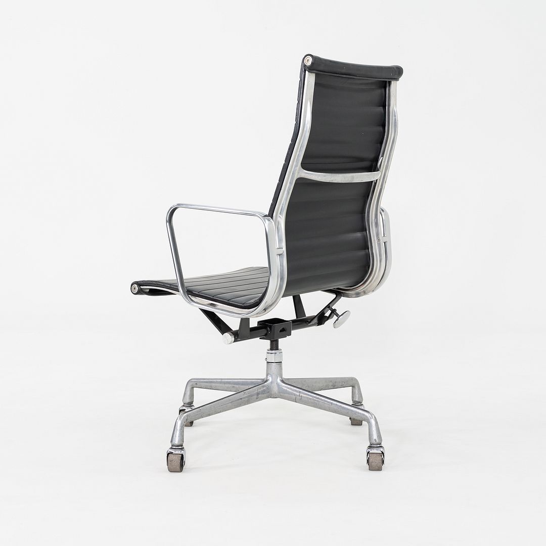 Aluminum Group Executive Desk Chair, Model EA320